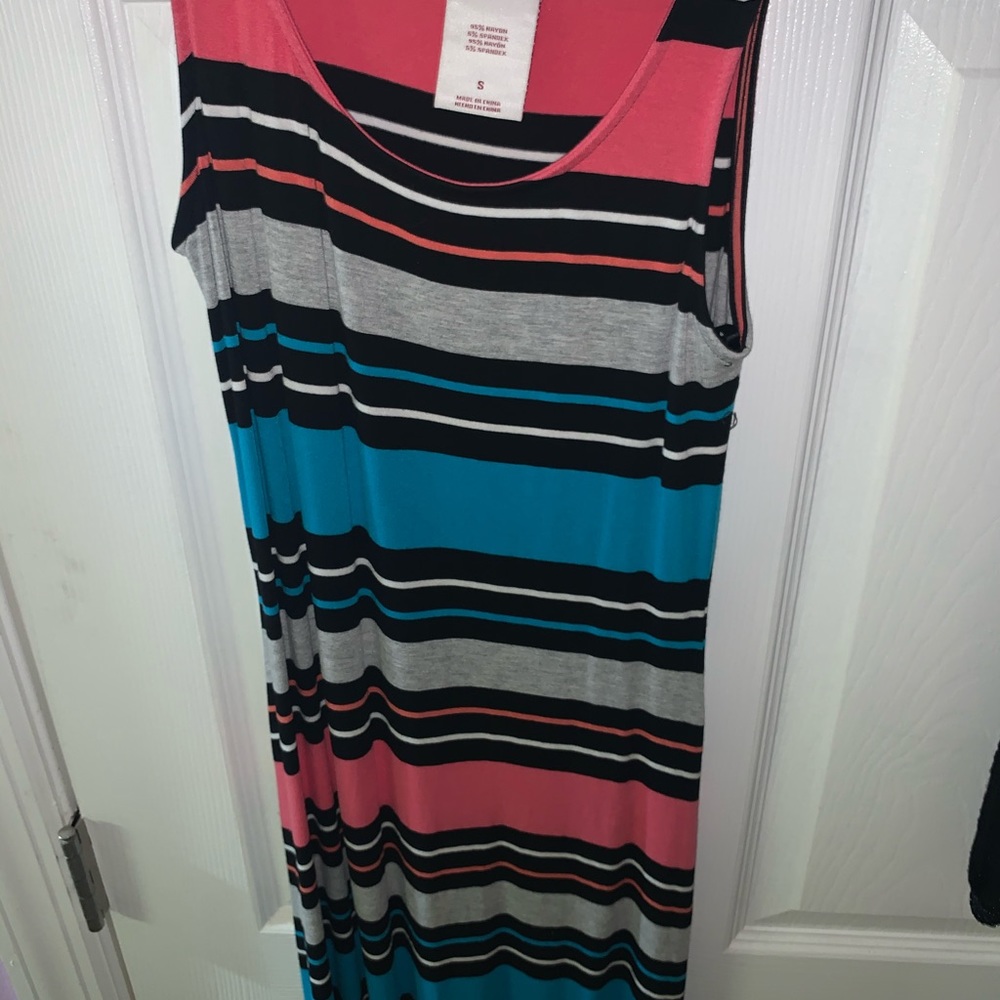Stripped maxi